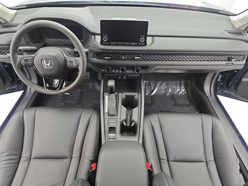 Used 2024 Honda Accord EX image 9