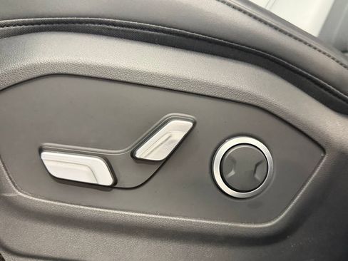 Used 2025 Hyundai Santa Fe SEL FWD image 21