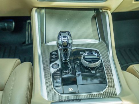 Used 2021 BMW X6 sDrive40i w/ Executive Package image 31