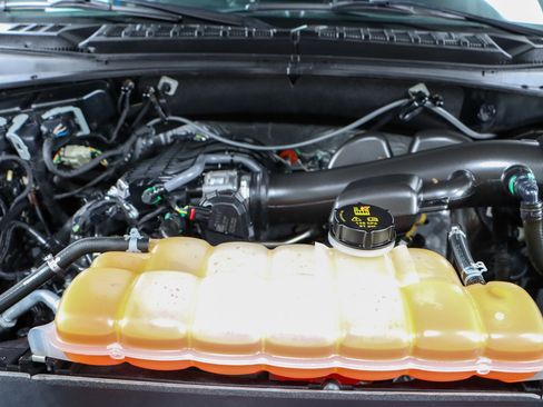 Used 2018 Ford F150 XLT w/ Equipment Group 302A Luxury image 30