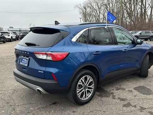 Certified 2022 Ford Escape SEL image 4