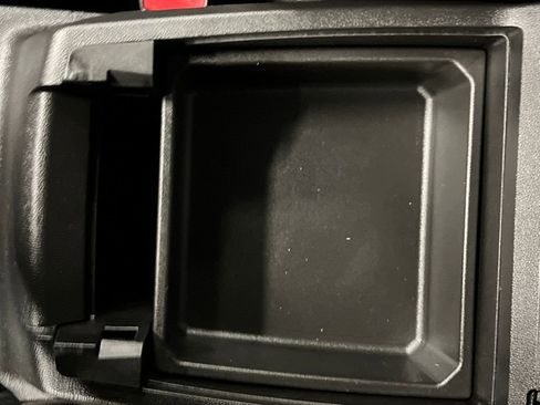 Certified 2025 GMC Canyon Denali image 26