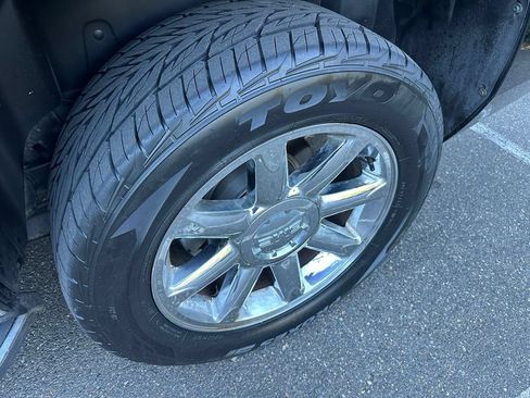 Used 2013 GMC Yukon Denali AWD/4WD image 23