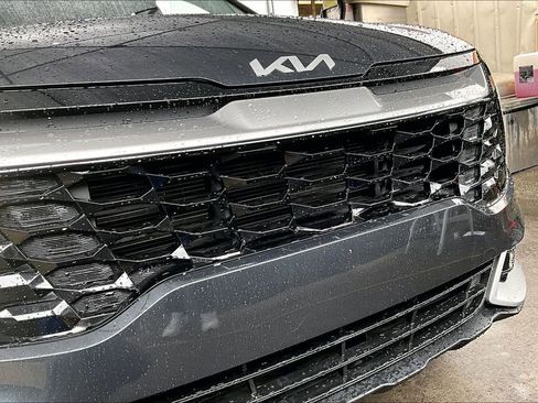 Used 2023 Kia Sportage EX FWD image 29