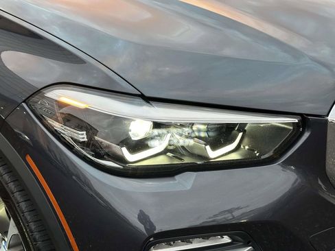 Used 2021 BMW X5 xDrive40i w/ Premium Package image 10