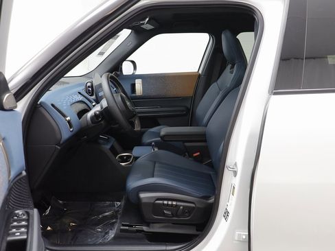 Certified 2025 MINI Cooper Countryman S image 5