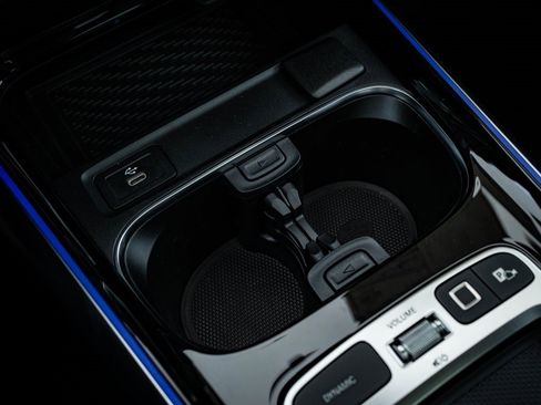 Certified 2025 Mercedes-Benz GLA 250 4MATIC image 34