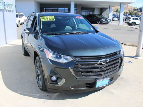 Used 2021 Chevrolet Traverse RS image 10