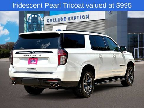 Used 2023 Chevrolet Suburban Z71 w/ Z71 Off-Road Package AWD/4WD image 5