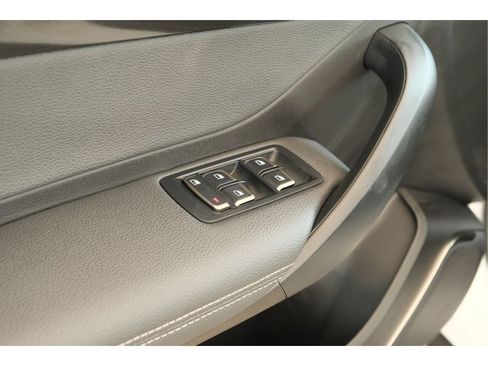 Used 2023 VinFast VF 8 Eco AWD/4WD image 6