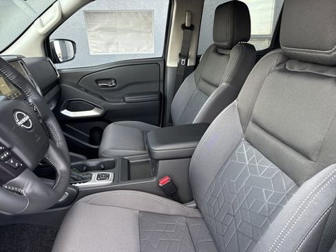 New 2026 Nissan Frontier SV image 5