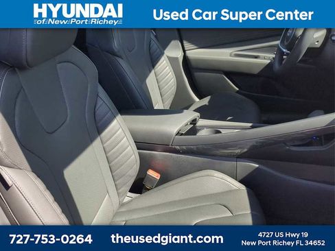 New 2026 Hyundai Elantra Limited image 23