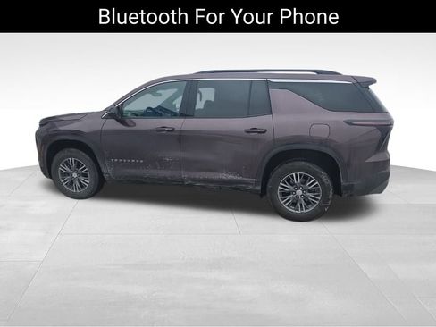 Used 2024 Chevrolet Traverse LT w/ Trailering Package image 6