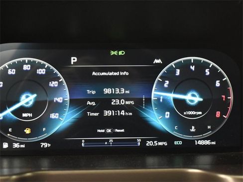 Certified 2023 Kia Sorento SX image 18