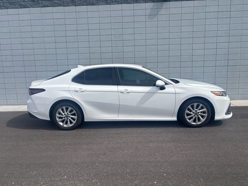 Used 2024 Toyota Camry LE FWD image 2