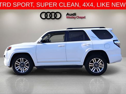 Used 2022 Toyota 4Runner TRD Sport AWD/4WD image 2
