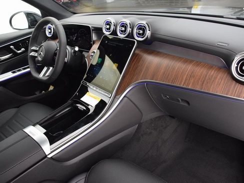 New 2026 Mercedes-Benz GLC 300 image 14