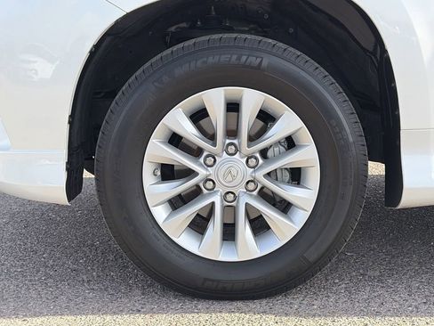 Used 2023 Lexus GX 460 Premium w/ Premium Package AWD/4WD image 11