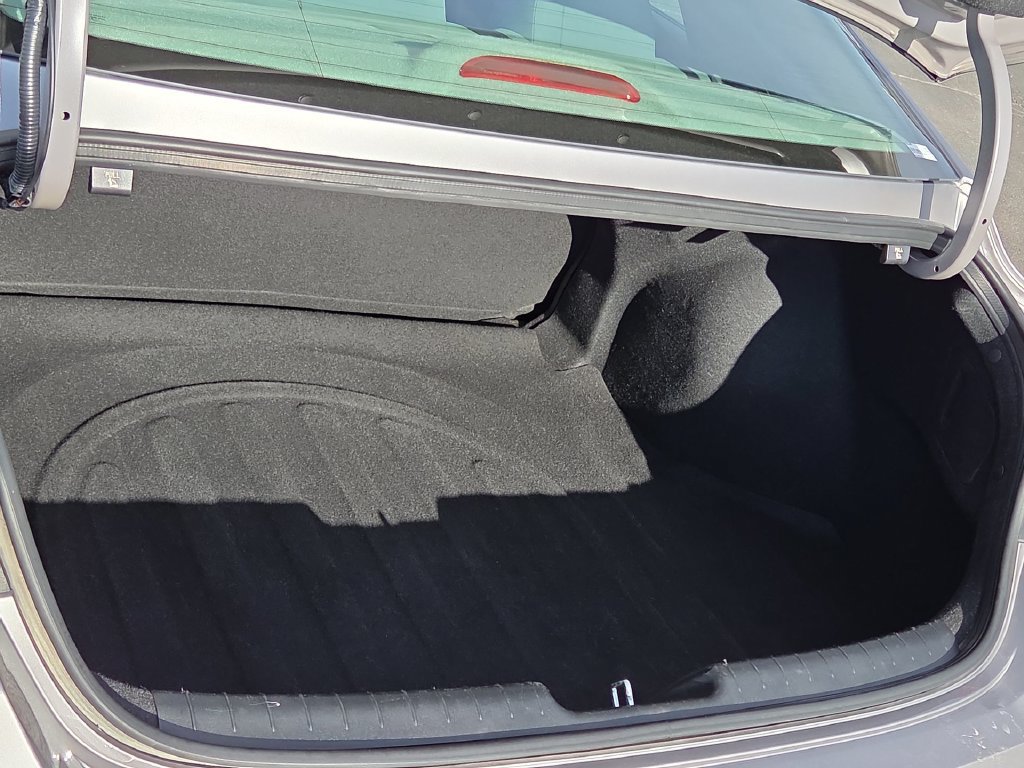 Used 2024 Hyundai Elantra SEL FWD image 12