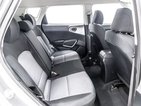 Used 2023 Kia Soul LX FWD image 34