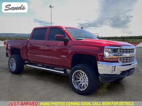Used 2018 Chevrolet Silverado 1500 LT w/ Texas Edition AWD/4WD image 1