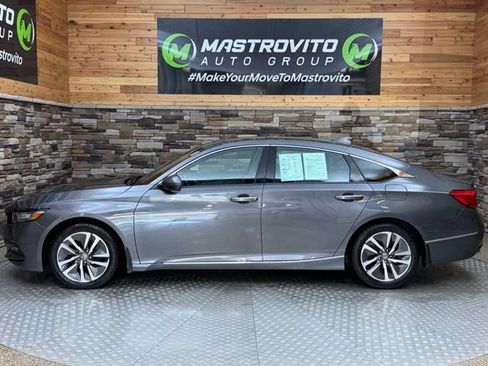 Used 2019 Honda Accord Touring image 6