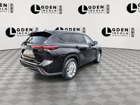 Used 2020 Toyota Highlander Limited AWD/4WD image 8