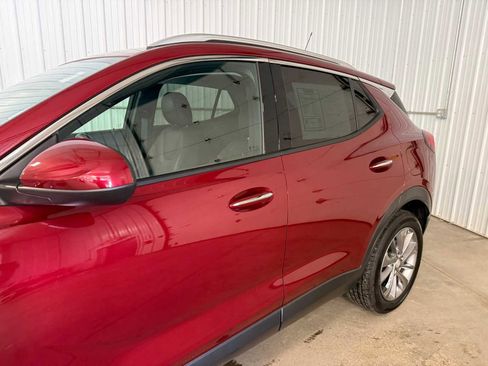 Used 2023 Buick Encore GX Essence w/ Experience Buick Package AWD/4WD image 7