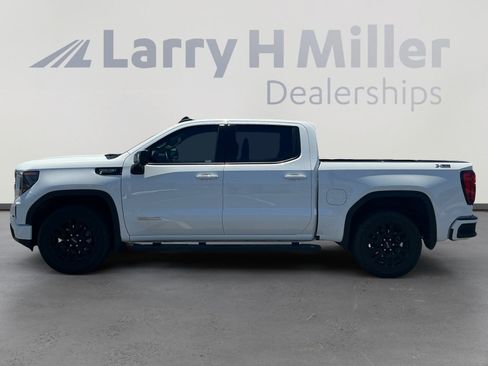Used 2024 GMC Sierra 1500 Elevation w/ Elevation Premium Package AWD/4WD image 2