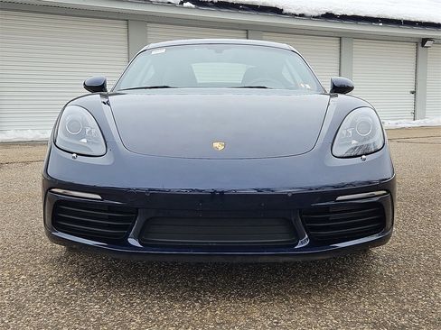 Used 2017 Porsche 718 Cayman image 10