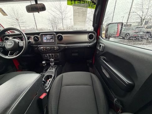 Used 2020 Jeep Wrangler Unlimited Sport S image 19