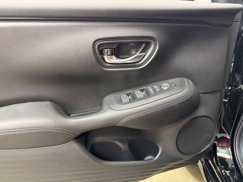 New 2026 Honda HR-V EX-L image 8
