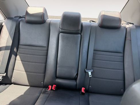 Used 2017 Toyota Camry SE FWD image 13