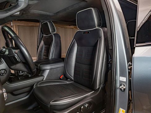 Used 2023 GMC Sierra 1500 AT4X image 25