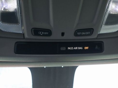 Used 2022 Chevrolet Silverado 3500 W/T image 25