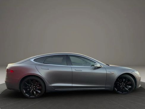 Used 2014 Tesla Model S 60 image 5
