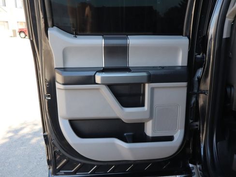 Used 2018 Ford F150 XLT AWD/4WD image 26