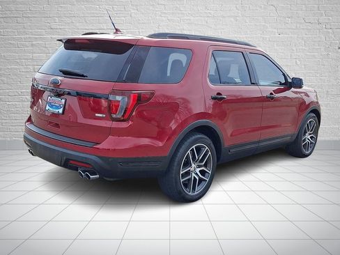Used 2018 Ford Explorer Sport w/ Equipment Group 401A image 5