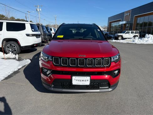 Used 2026 Jeep Compass Limited image 2