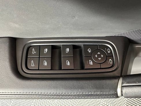 Certified 2024 Porsche Cayenne Turbo GT AWD/4WD image 19