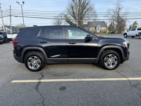 Used 2025 GMC Terrain Elevation image 2