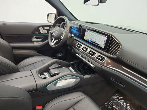 Used 2022 Mercedes-Benz GLS 450 4MATIC image 18