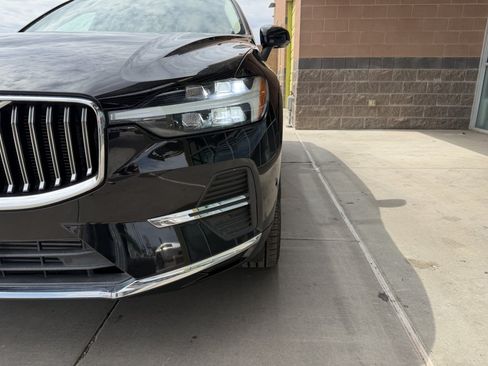 Used 2022 Volvo XC60 T8 Inscription w/ Advanced Package AWD/4WD image 11