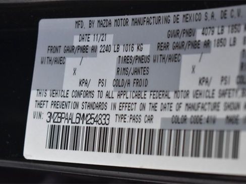 Used 2021 MAZDA MAZDA3 s image 34