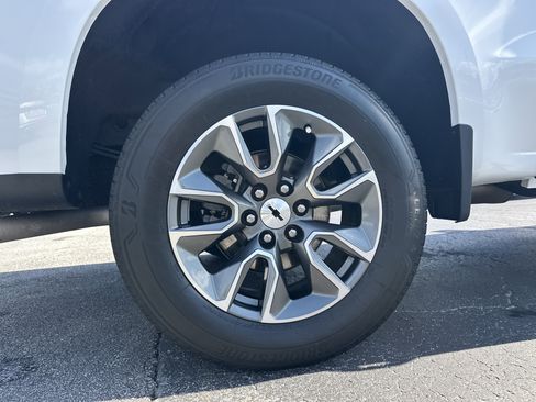 Used 2025 Chevrolet Silverado 1500 RST w/ Convenience Package II image 18