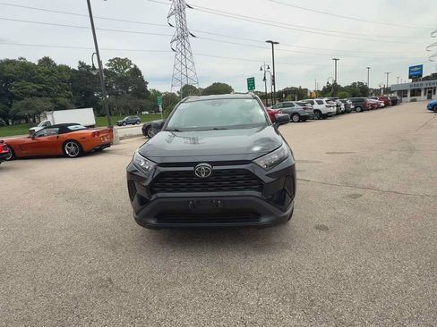 Used 2020 Toyota RAV4 LE w/ Carpet Mat Package FWD image 3