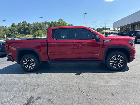 Used 2023 GMC Sierra 1500 AT4 w/ AT4 Premium Package AWD/4WD image 5