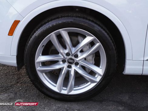 Used 2018 Audi Q7 3.0T Prestige w/ Prestige Package image 13