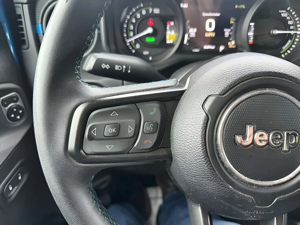Used 2024 Jeep Wrangler Unlimited Rubicon 4xe AWD/4WD image 22