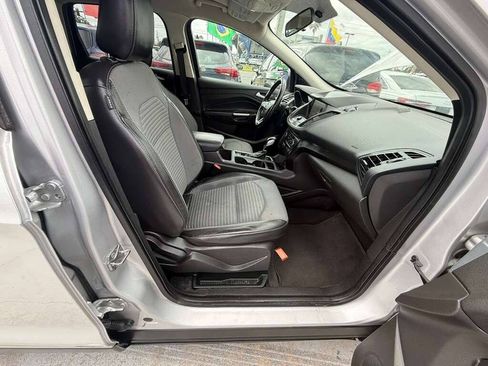 Used 2019 Ford Escape SE AWD/4WD image 10